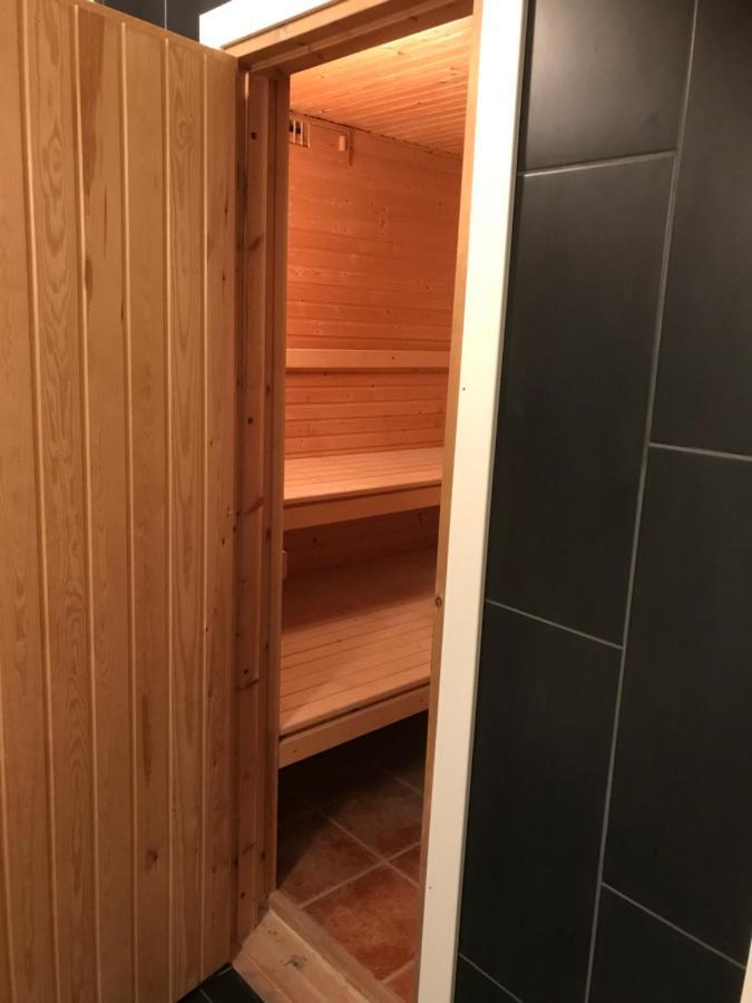 3-Rumslaegenhet I Villa Med Havsutsikt I Bastad Hindbaersvaegen 22 Båstad Exterior foto